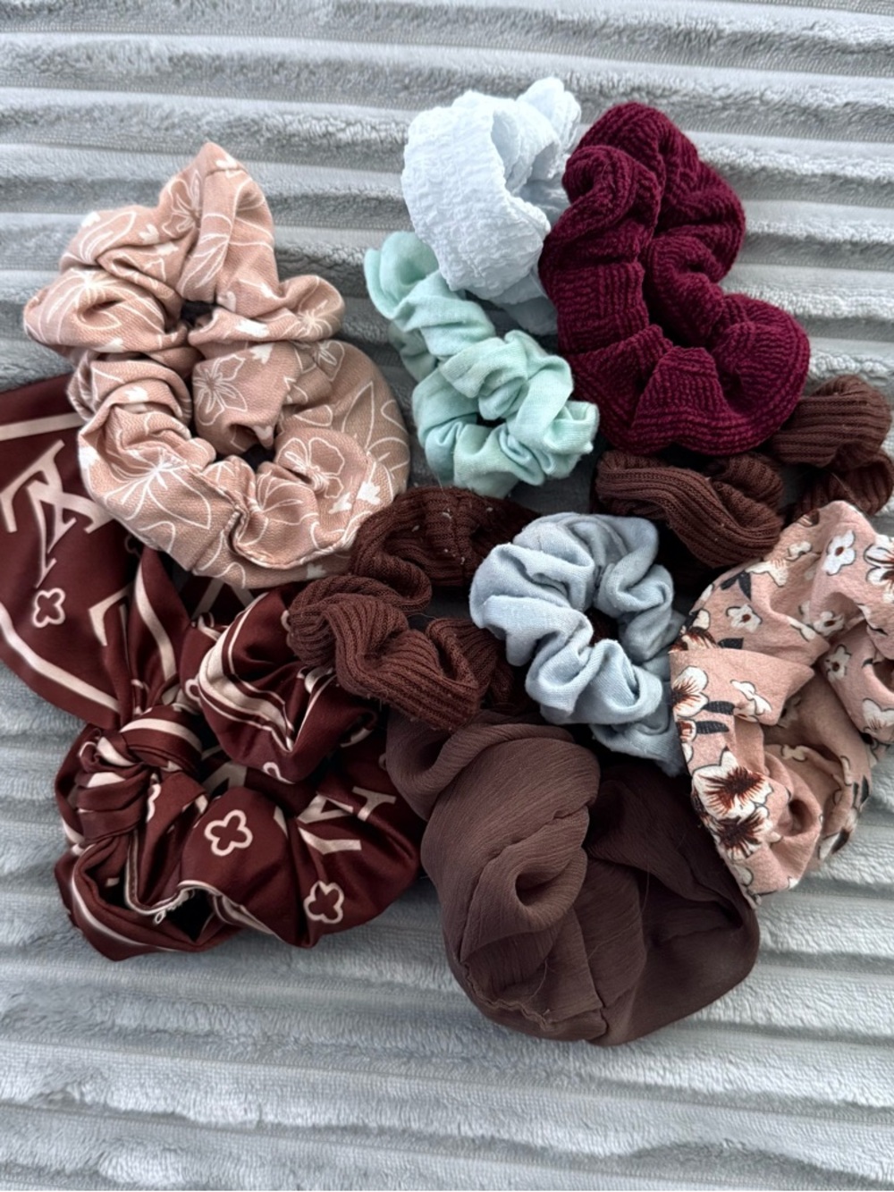Misc Hair Scrunchie Set